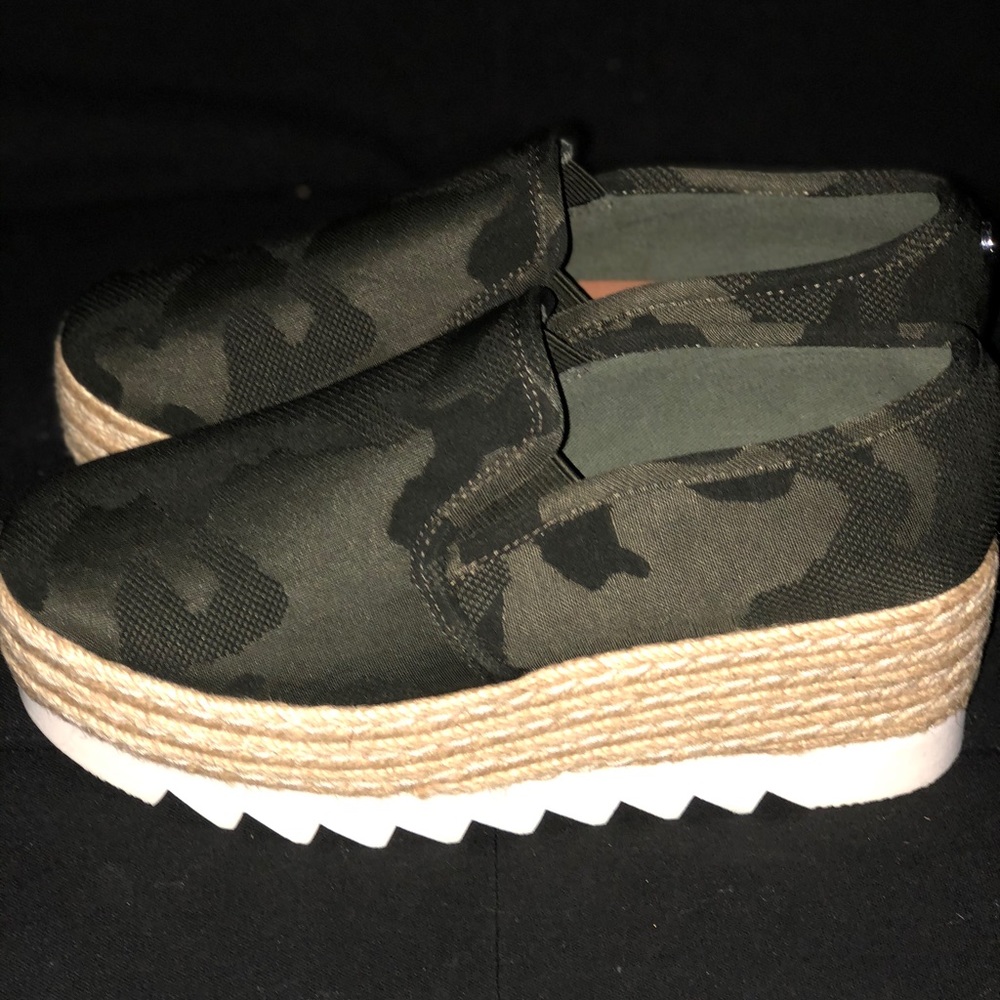 Steve Madden Womans Shoes